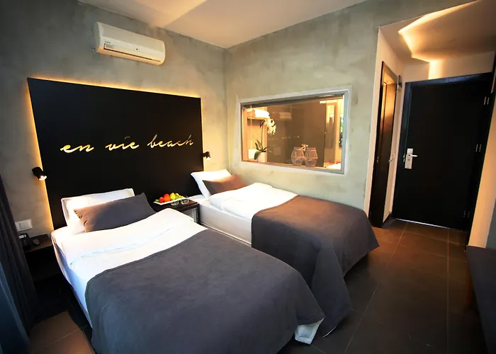 En Vie Boutique - Adults Only מלון 3*