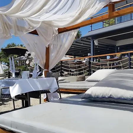 Ξενοδοχείο En Vie Boutique - Adults Only 3*