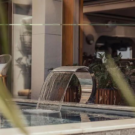 Готель En Vie Boutique - Adults Only 3*