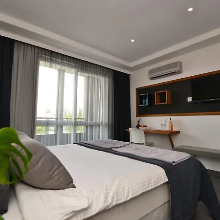 Ξενοδοχείο En Vie Boutique - Adults Only 3*